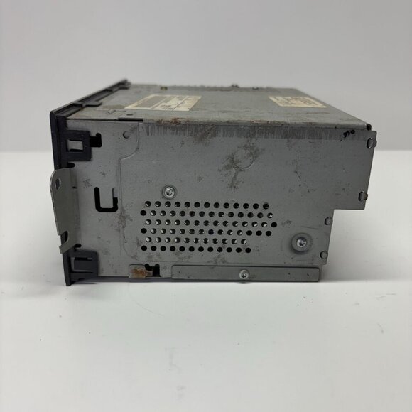 97 98 99 00 01 02 03 Pontiac Grand Trans Prix Am Firebird Delco CD radio Stereo - Picture 13 of 16